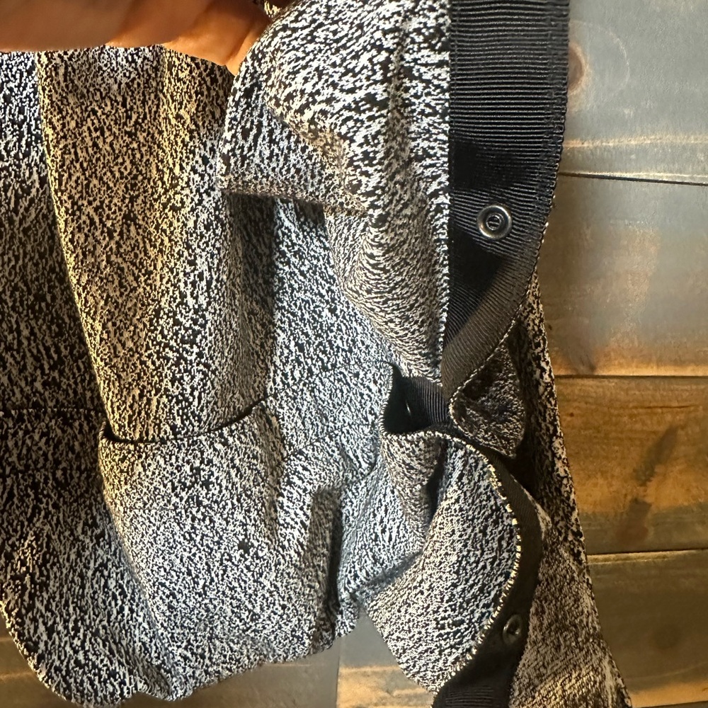 Lululemon Rulu Scarf - Picture 3 of 4
